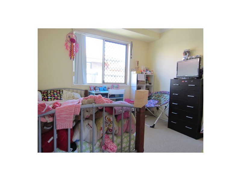 110 Anna Drive, Raceview QLD 4305