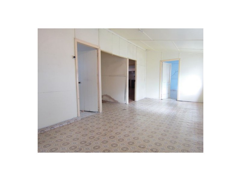 2 McGill Street, Raceview QLD 4305