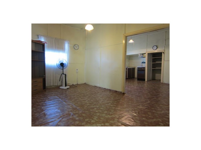 2 McGill Street, Raceview QLD 4305