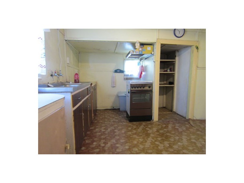 2 McGill Street, Raceview QLD 4305