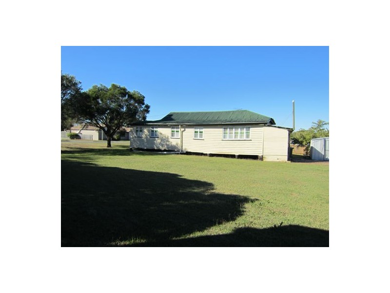 2 McGill Street, Raceview QLD 4305