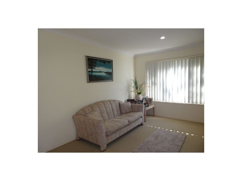 14 Barwell Street, Brassall QLD 4305