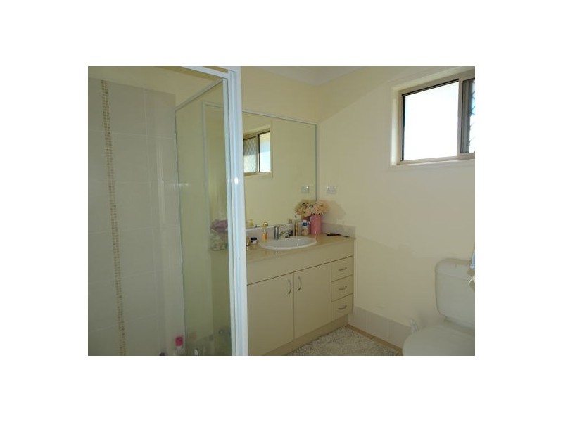 14 Barwell Street, Brassall QLD 4305