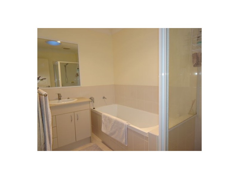 14 Barwell Street, Brassall QLD 4305