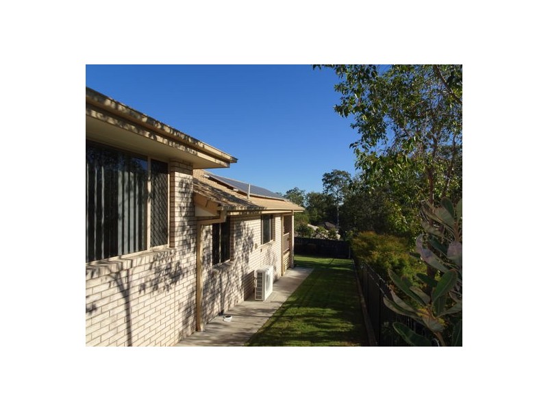 14 Barwell Street, Brassall QLD 4305