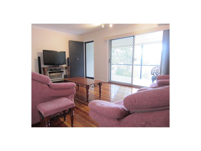 37 Ash Street, Yamanto QLD 4305