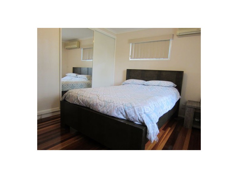37 Ash Street, Yamanto QLD 4305