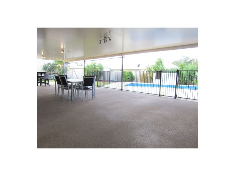 2 Piccadilly Court, Deebing Heights QLD 4306