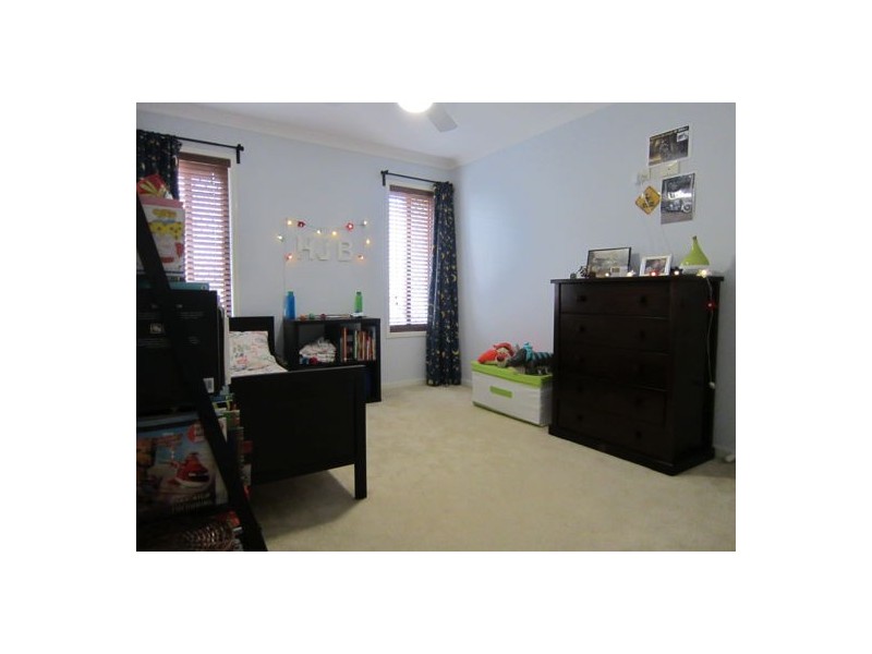 2 Piccadilly Court, Deebing Heights QLD 4306