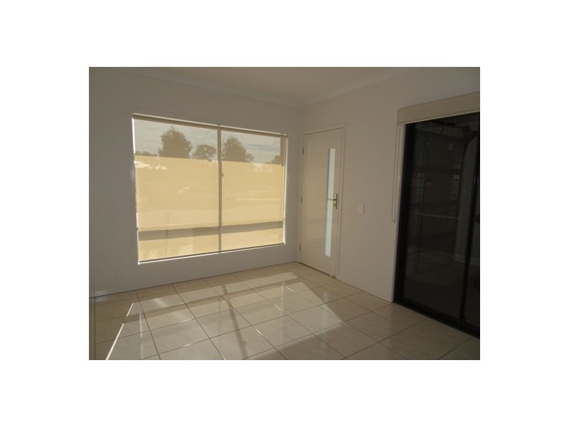 100 Parkview Parade, Ripley QLD 4306