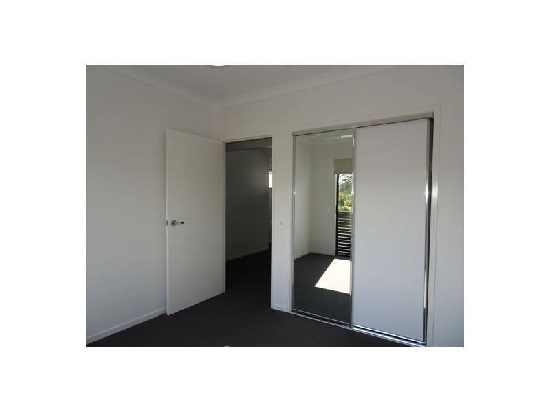 100 Parkview Parade, Ripley QLD 4306