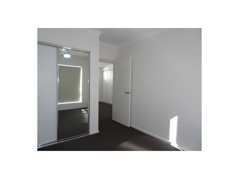 100 Parkview Parade, Ripley QLD 4306