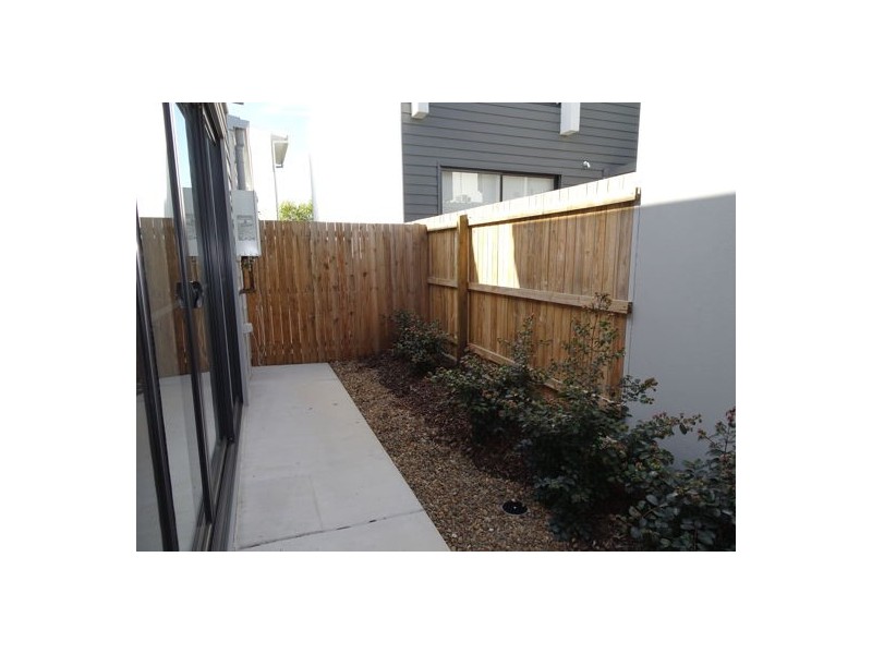 100 Parkview Parade, Ripley QLD 4306