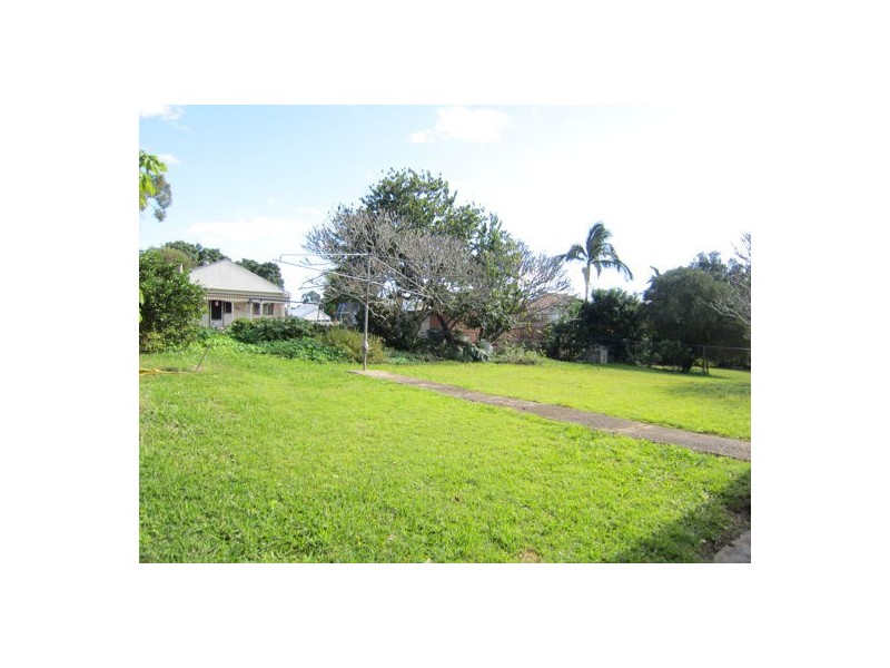 6 View Street, Woodend QLD 4305