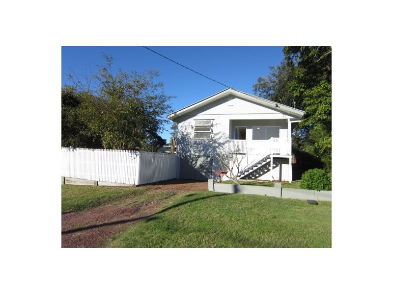 1 James Street, East Ipswich QLD 4305