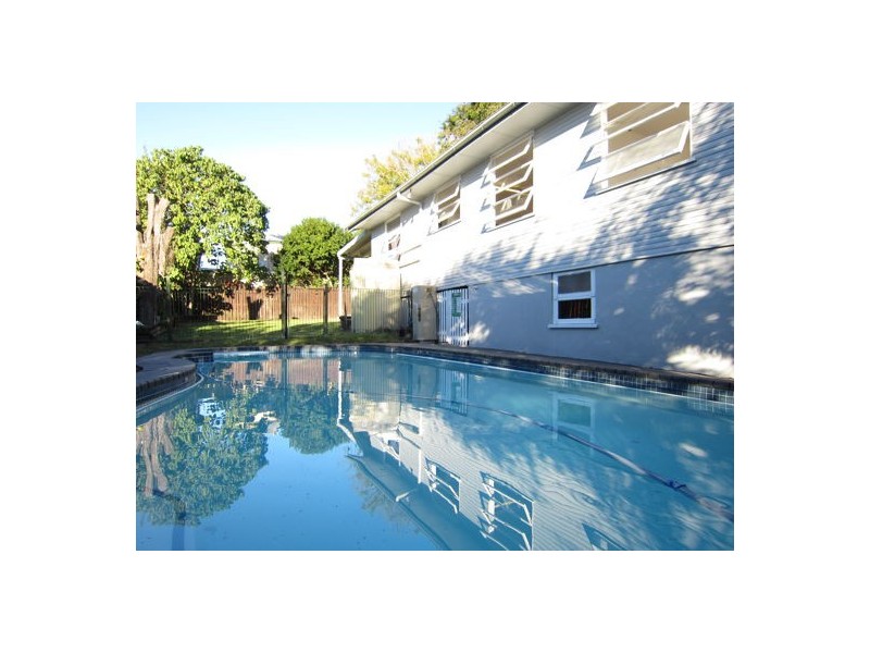 1 James Street, East Ipswich QLD 4305