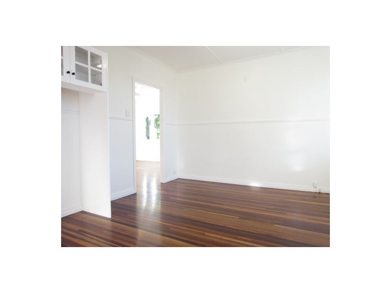 1 James Street, East Ipswich QLD 4305