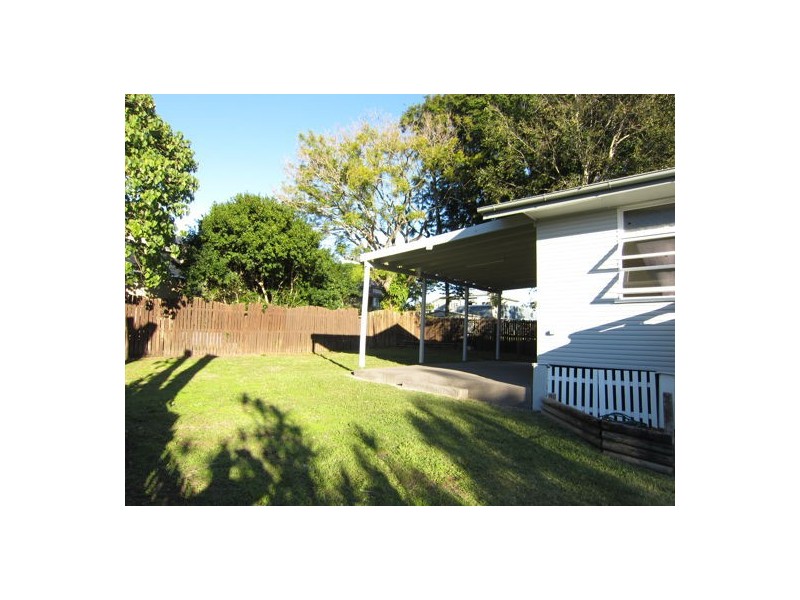 1 James Street, East Ipswich QLD 4305