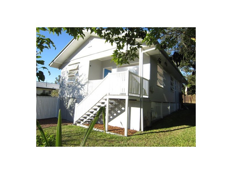 1 James Street, East Ipswich QLD 4305