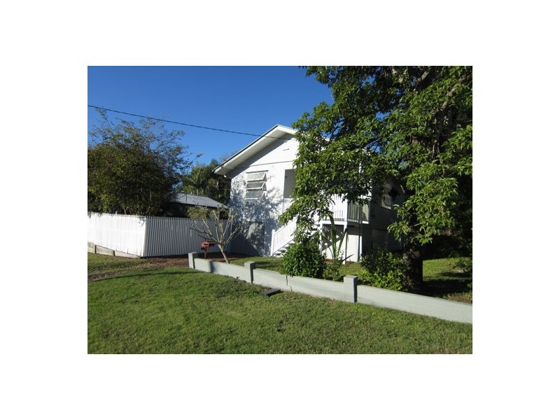 1 James Street, East Ipswich QLD 4305