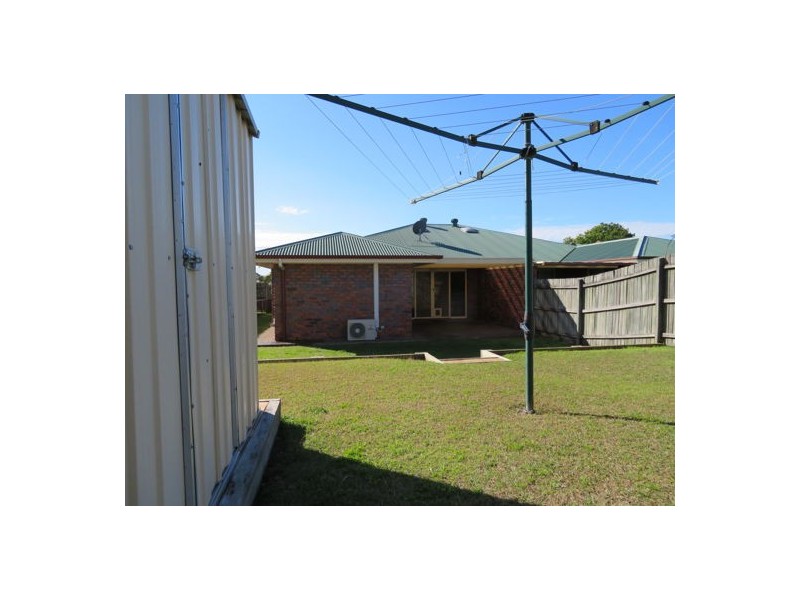 2/25 Kingston Way, Raceview QLD 4305