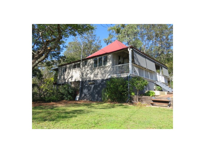 44 Thomas Street, Blackstone QLD 4304