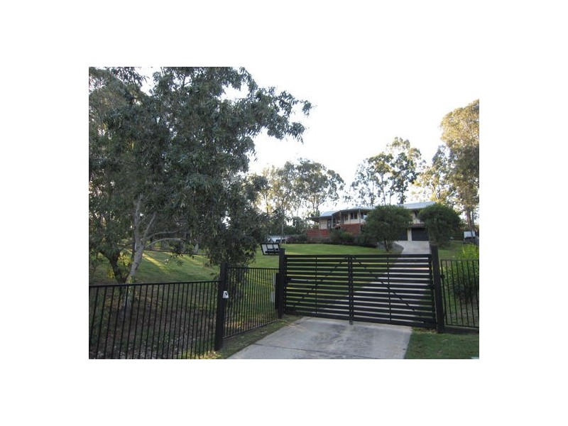 18 Yuraga Place, Deebing Heights QLD 4306