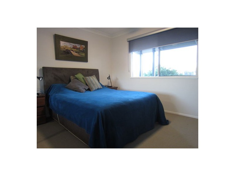 18 Yuraga Place, Deebing Heights QLD 4306
