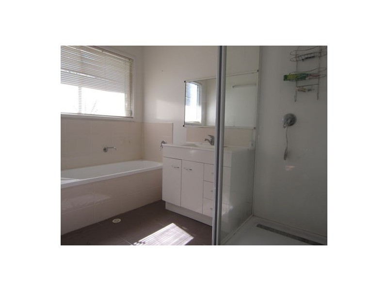 72 Reif Street, Flinders View QLD 4305