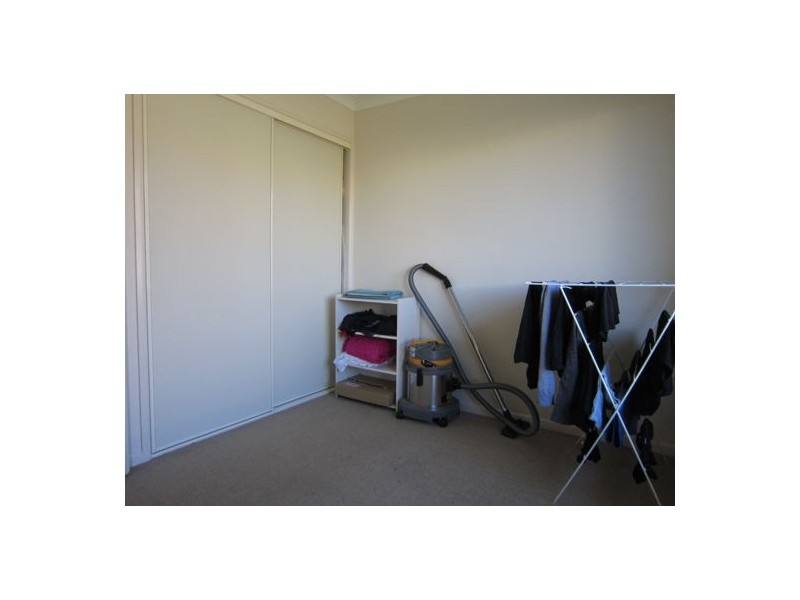 36 Wattle Crescent, Raceview QLD 4305