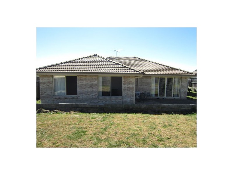 36 Wattle Crescent, Raceview QLD 4305