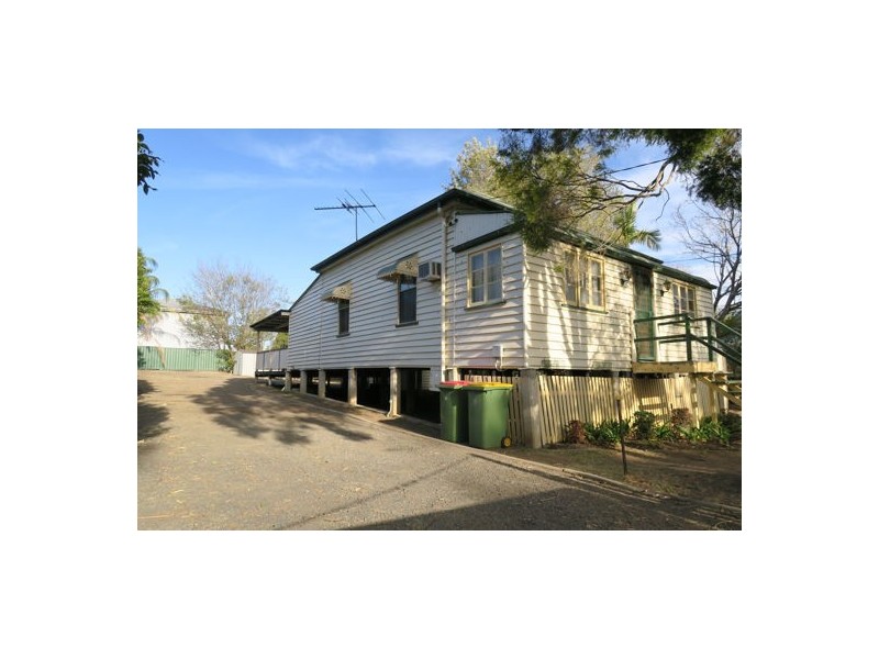 124 Thorn Street, Ipswich QLD 4305