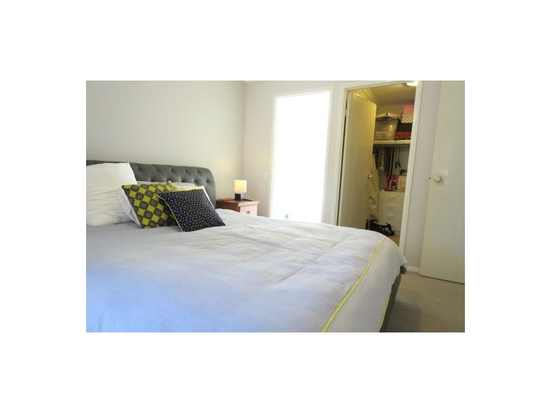 10 Dindina Street, Flinders View QLD 4305