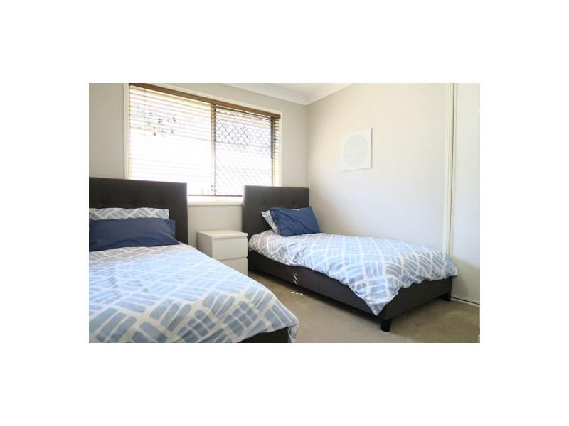 10 Dindina Street, Flinders View QLD 4305