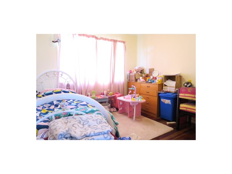 34 Horton Street, Bundamba QLD 4304
