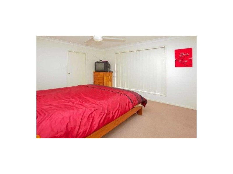 101 Anna Drive, Raceview QLD 4305