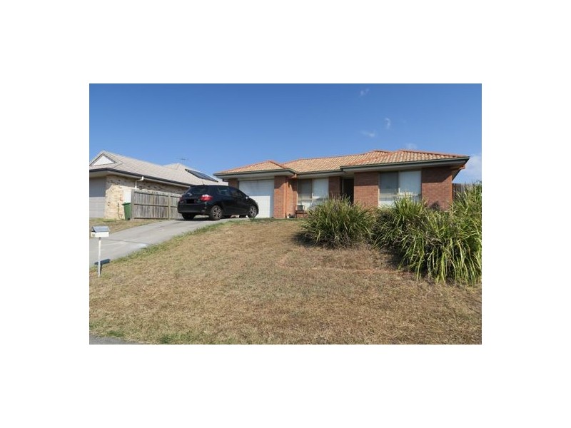 101 Anna Drive, Raceview QLD 4305