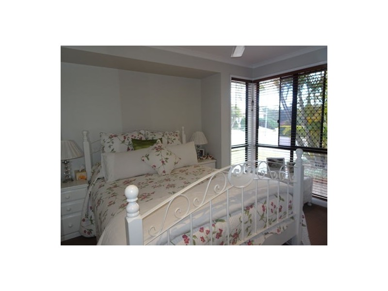 6 Lakemba Place, Brassall QLD 4305