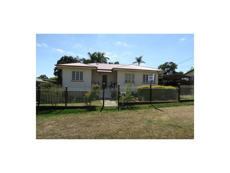 15 Hayes Street, Raceview QLD 4305