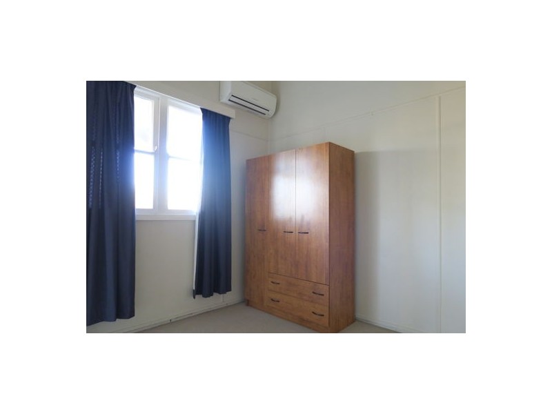 120 Lobb Street, Churchill QLD 4305