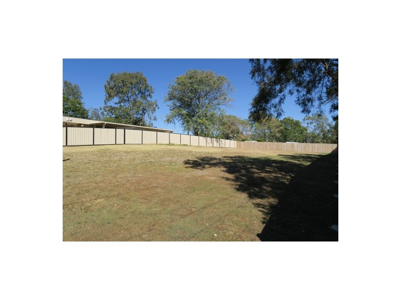 1A Box Street, Yamanto QLD 4305