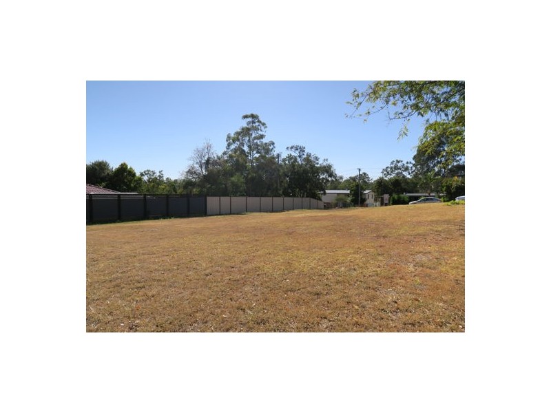 1A Box Street, Yamanto QLD 4305