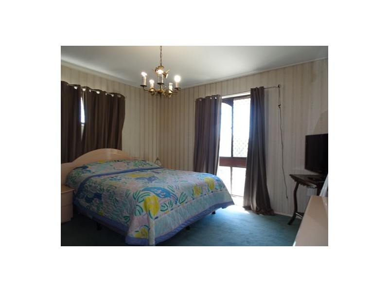 2 Byron Street, Churchill QLD 4305