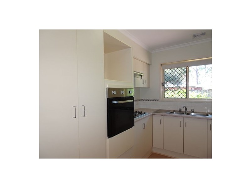 8/13 John Staines Crescent, North Ipswich QLD 4305