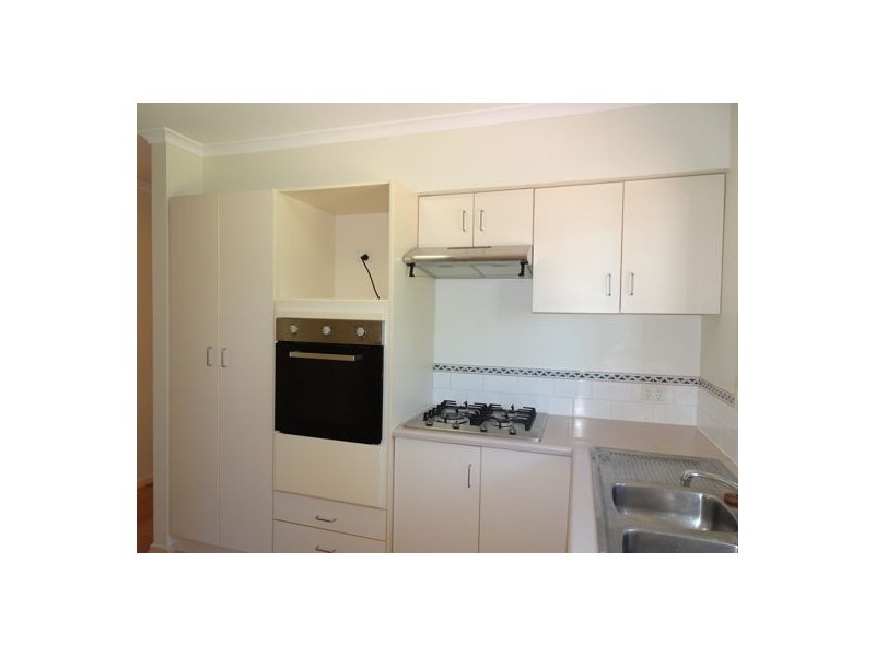 8/13 John Staines Crescent, North Ipswich QLD 4305