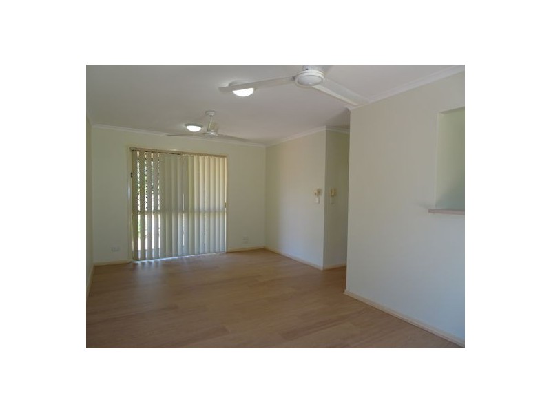 8/13 John Staines Crescent, North Ipswich QLD 4305
