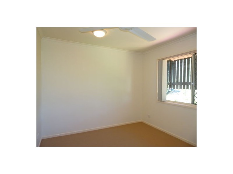 8/13 John Staines Crescent, North Ipswich QLD 4305
