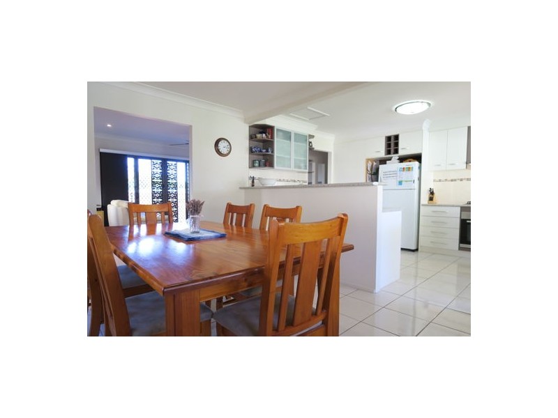 12 Jackson Street, Eastern Heights QLD 4305