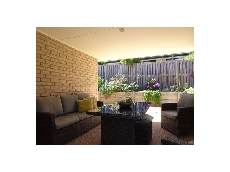 22 Bolingbroke Street East, Fernvale QLD 4306