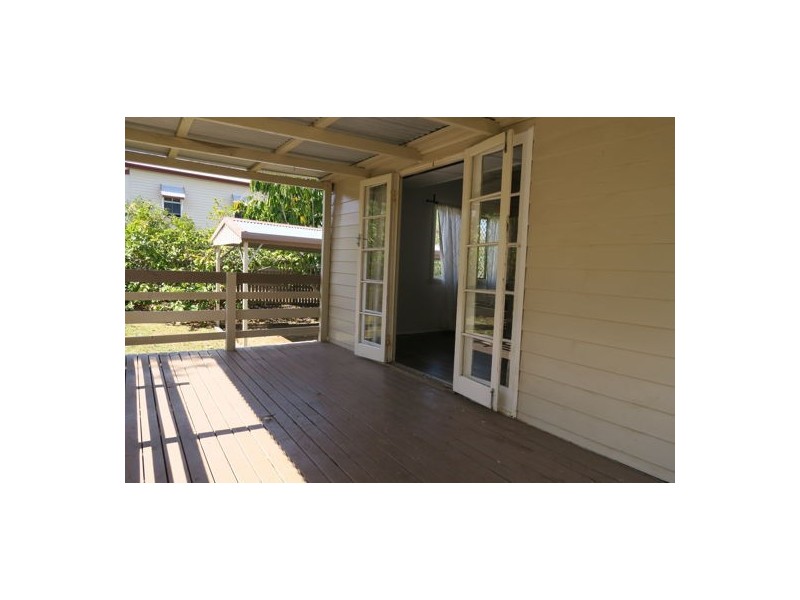 22 Glossop Street, Brassall QLD 4305